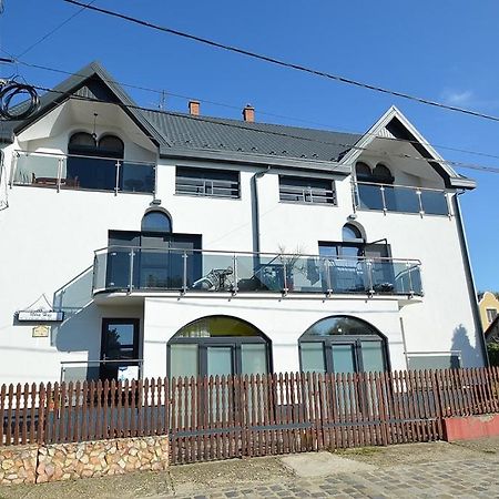 Nora Haz Hajduszoboszlo Hotel Екстериор снимка