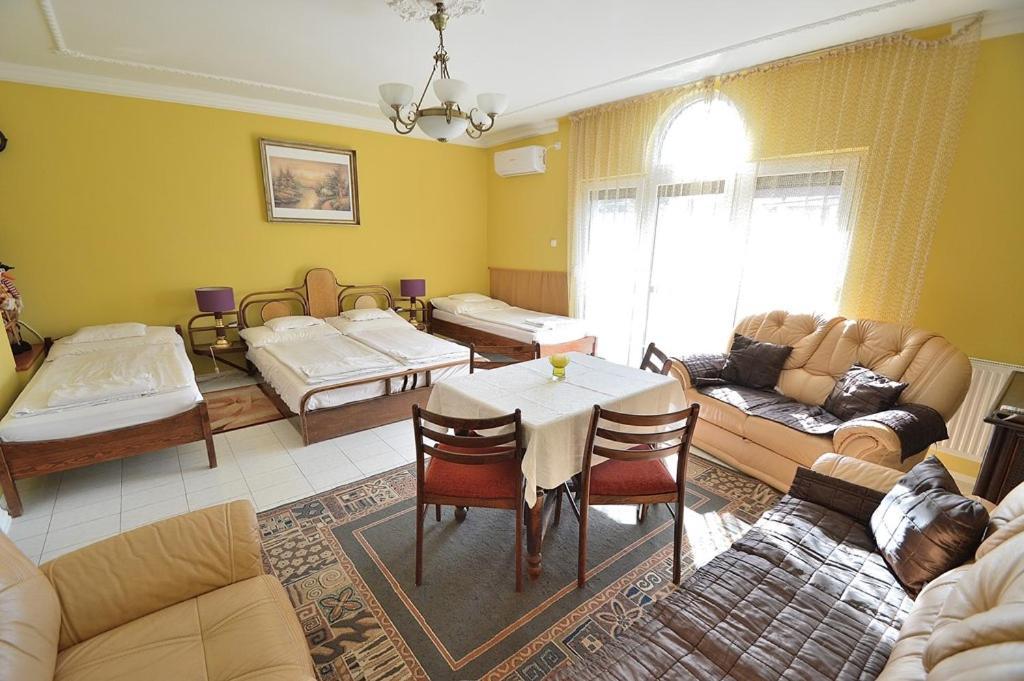 Nora Haz Hajduszoboszlo Hotel Екстериор снимка