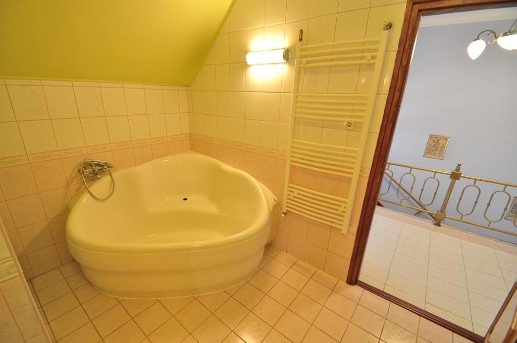 Nora Haz Hajduszoboszlo Hotel Екстериор снимка