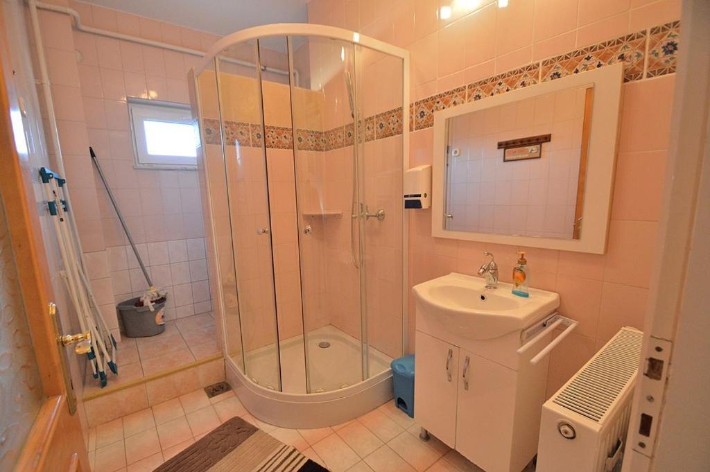 Nora Haz Hajduszoboszlo Hotel Екстериор снимка